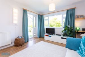 Sitting Room- click for photo gallery